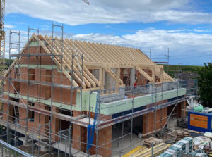 ruckzuck: der Rohbau für 4 Wohneinheiten steht