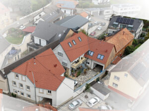 doch es wurde alles wieder aufgebaut: es sind 6 individuelle Wohneinheiten entstanden