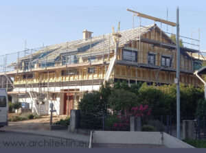 Dach drauf, Fenster rein und wir können Richtfest feiern !